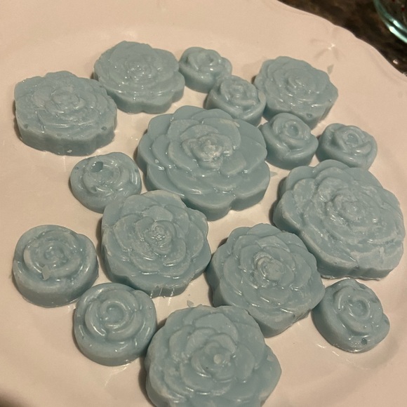 Hand-made All Organic Wax Melts Eucalyptus - Picture 2 of 3
